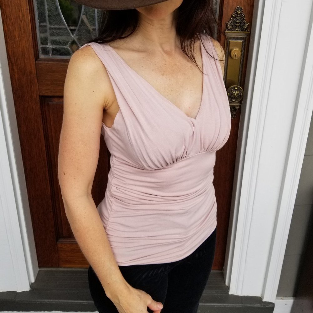 Cabi fitted cami with ruched sides and V-neck S